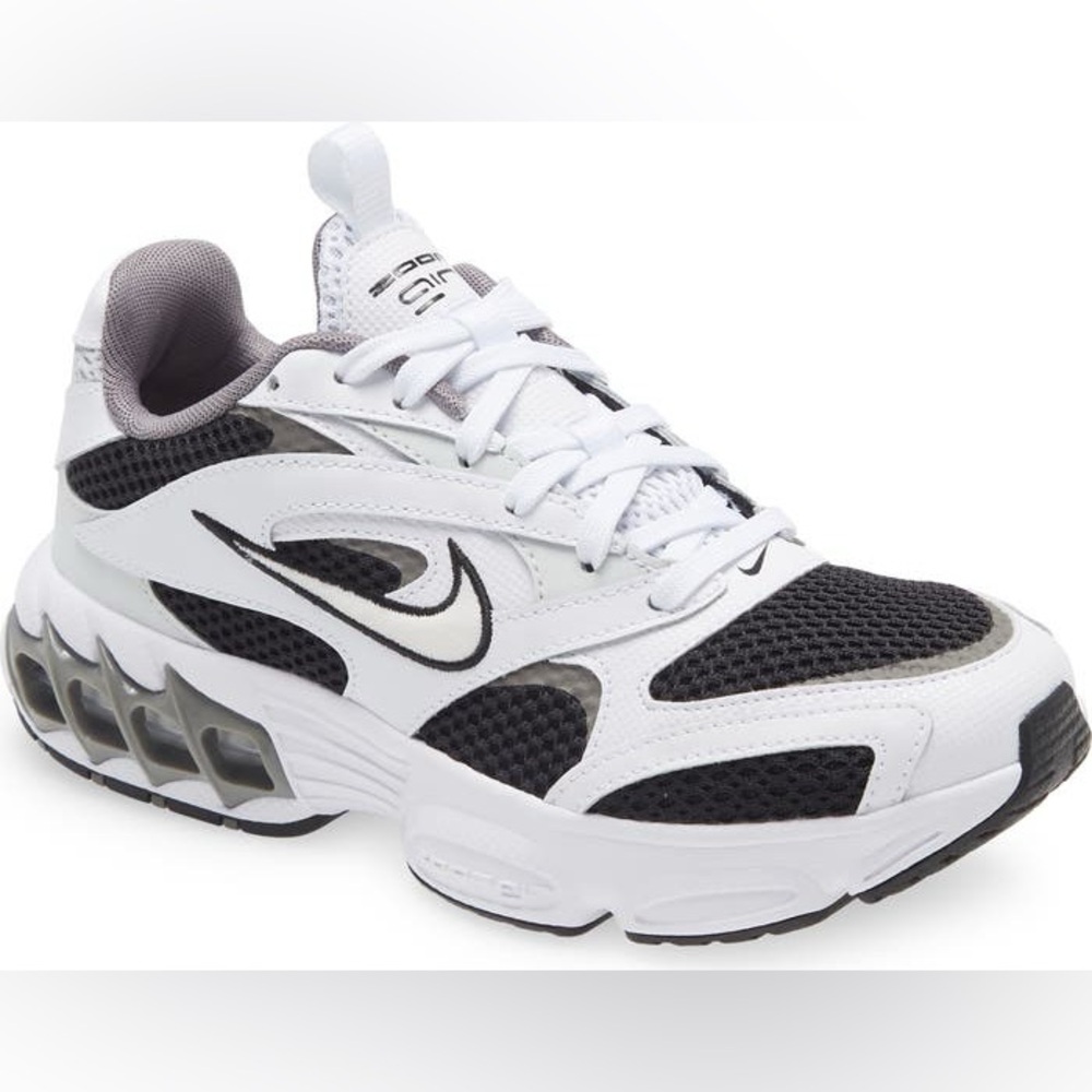 Nike Zoom Air Fire Sneaker Black and White Running Shoes